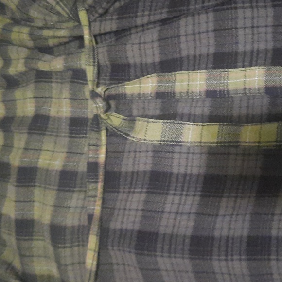 We The Free Flannel - Picture 12 of 12